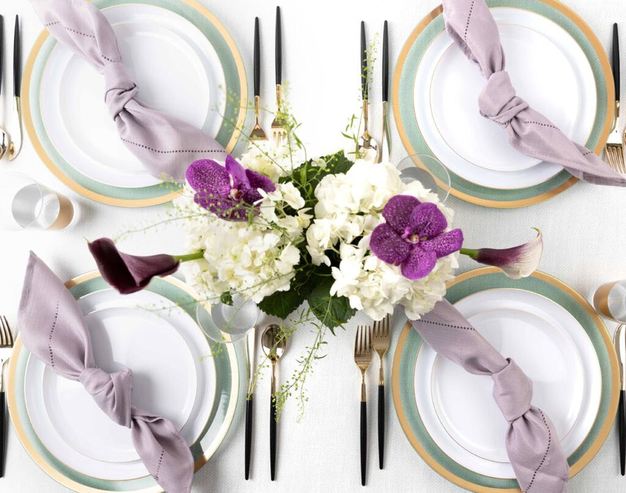 Edge Plates 8.6 in & 10.6 in Combo White/Gold Rim - 20 Count - The Closeout Connection