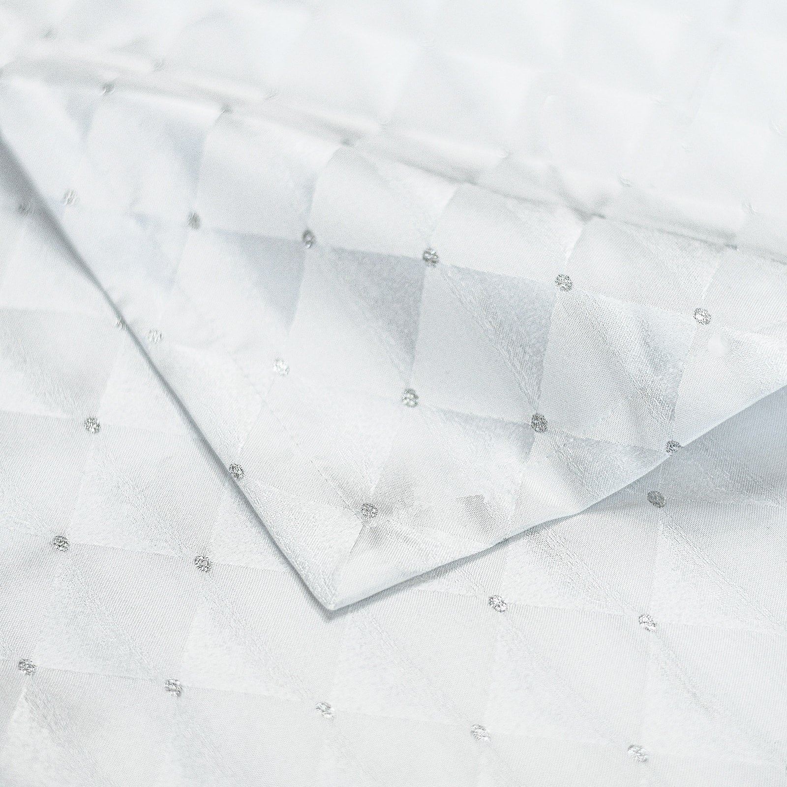 Brookfield White Tablecloth