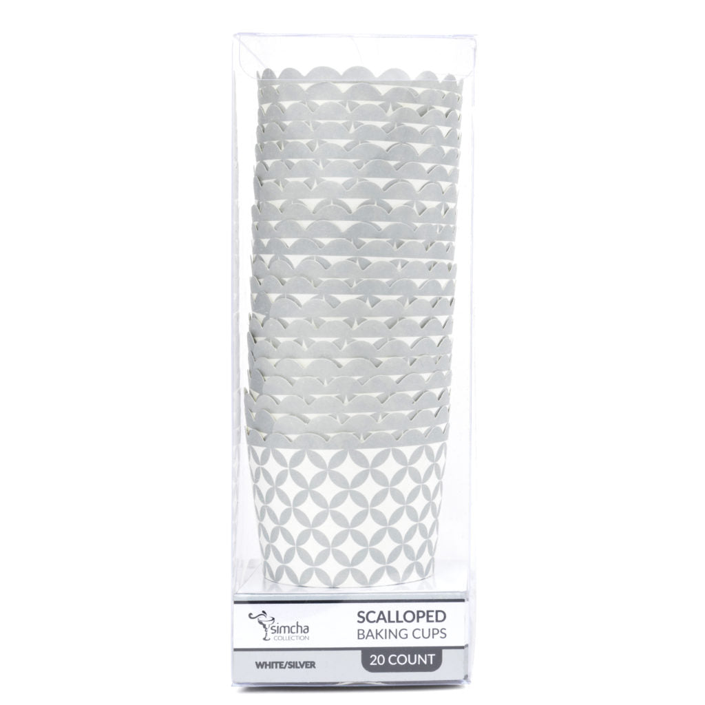 Scalloped White/Silver Baking Cup