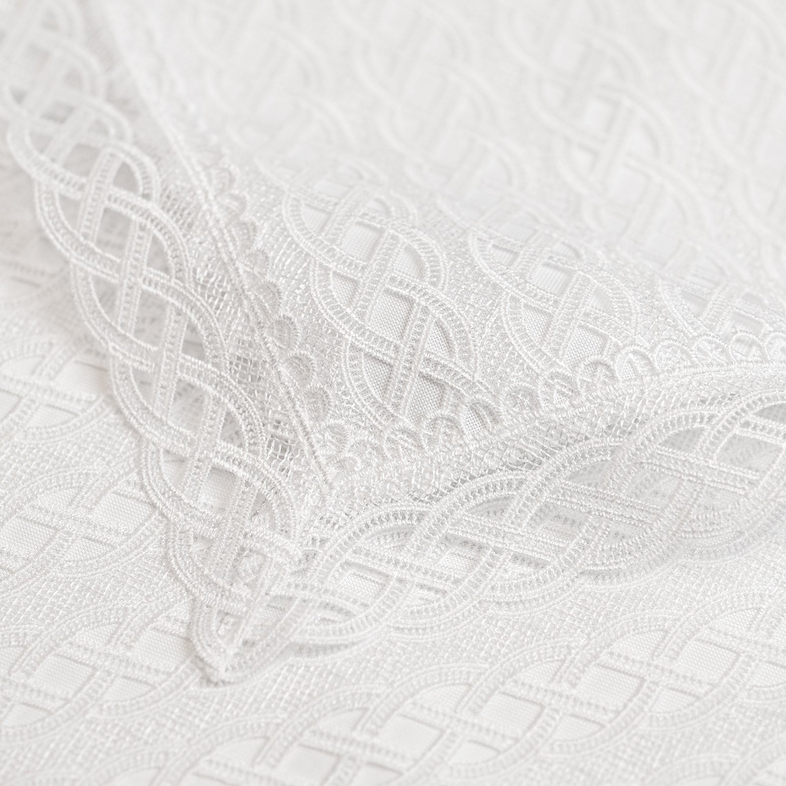 Cable Lace Tablecloth