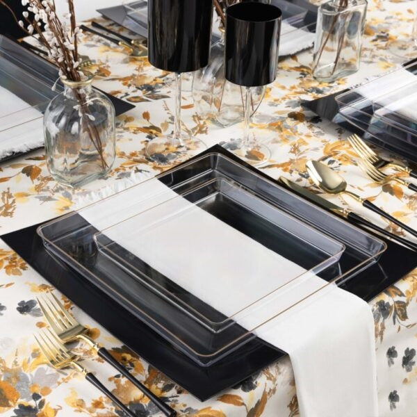 Square Plates Clear/Gold Rim- 10 Count - The Closeout Connection
