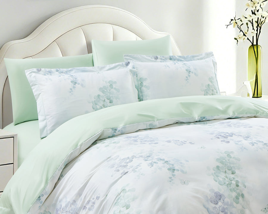 Eucalyptus Breeze 8 Piece Bedding Set detail