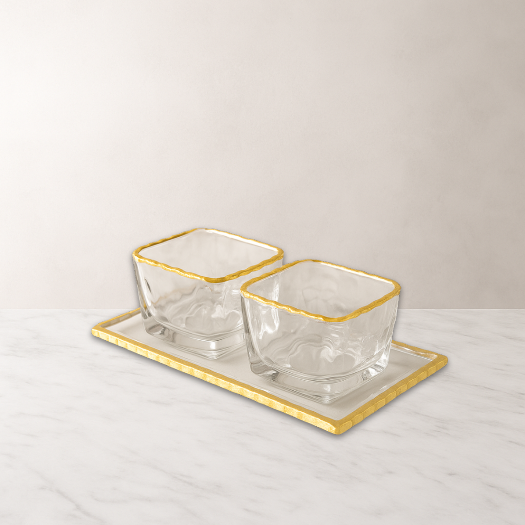 Monte Carlo Gold Rimmed Mini Sampler Cups & Trays 2oz