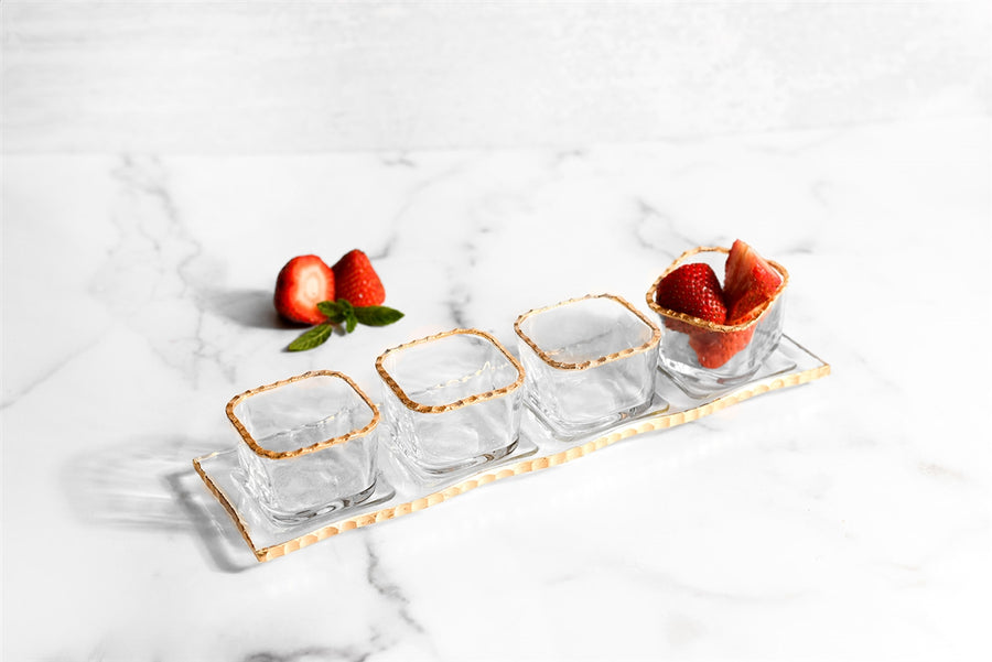Monte Carlo Gold Rimmed Mini Sampler Cups & Trays 2oz - The Closeout Connection