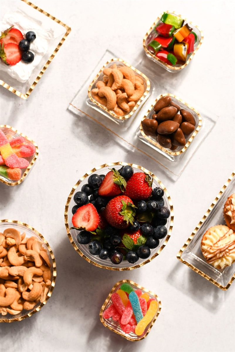 Monte Carlo Gold Rimmed Mini Sampler Cups & Trays 2oz - The Closeout Connection