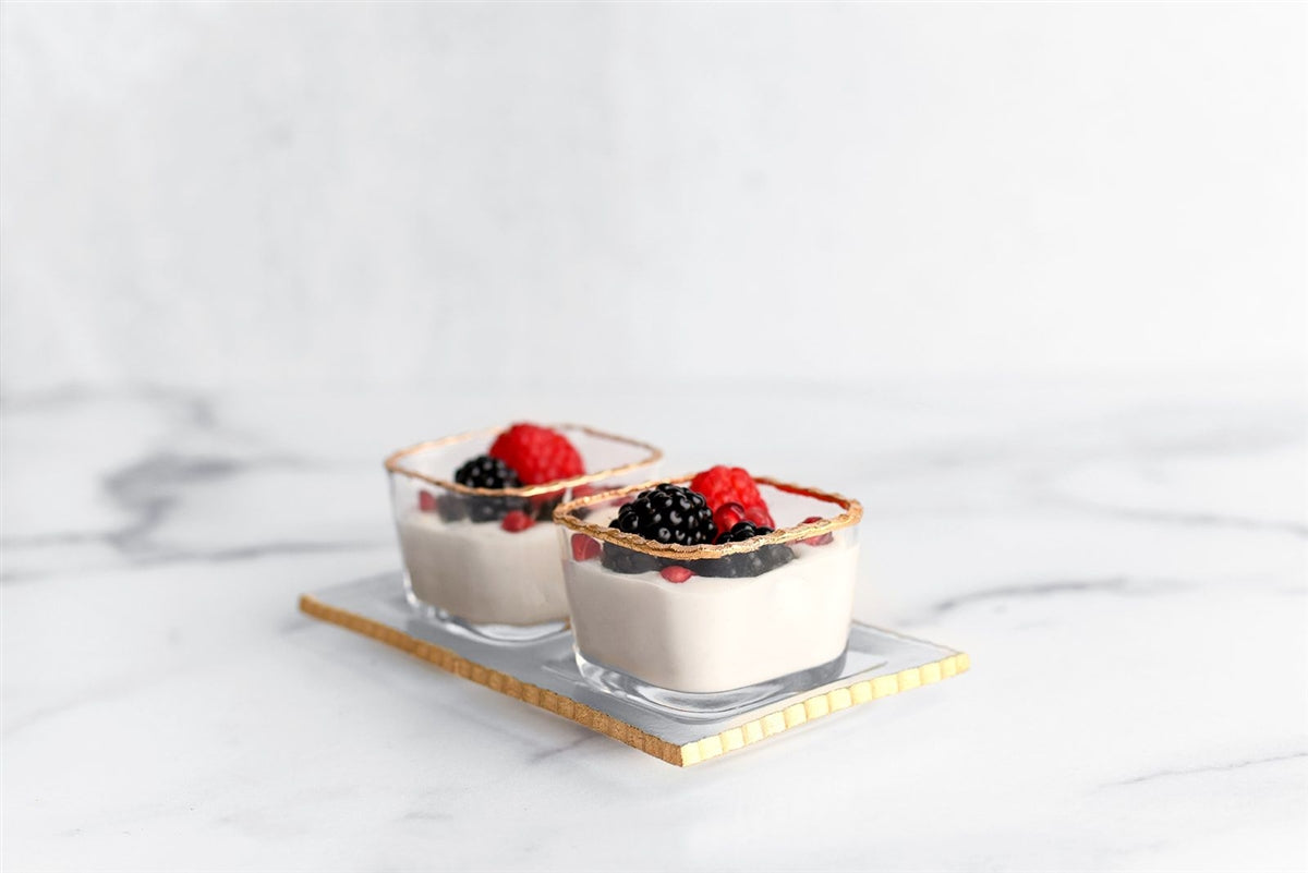 Monte Carlo Gold Rimmed Mini Sampler Cups & Trays 2oz