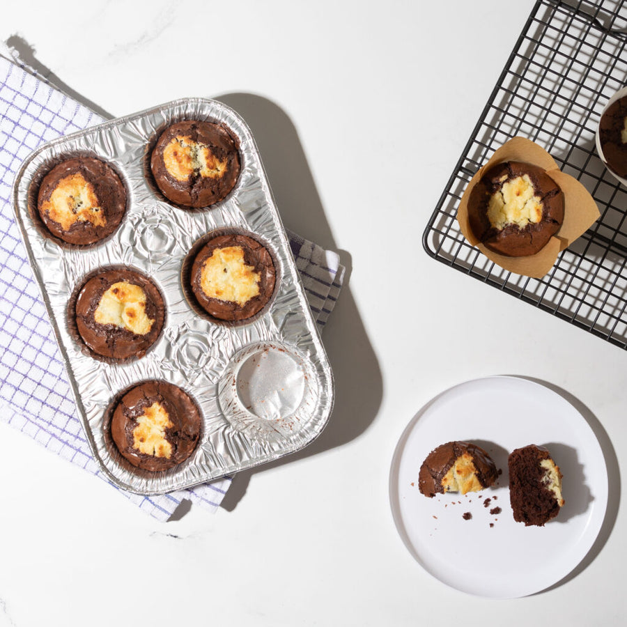 6 Cavity Aluminum Muffin Pan - The Closeout Connection