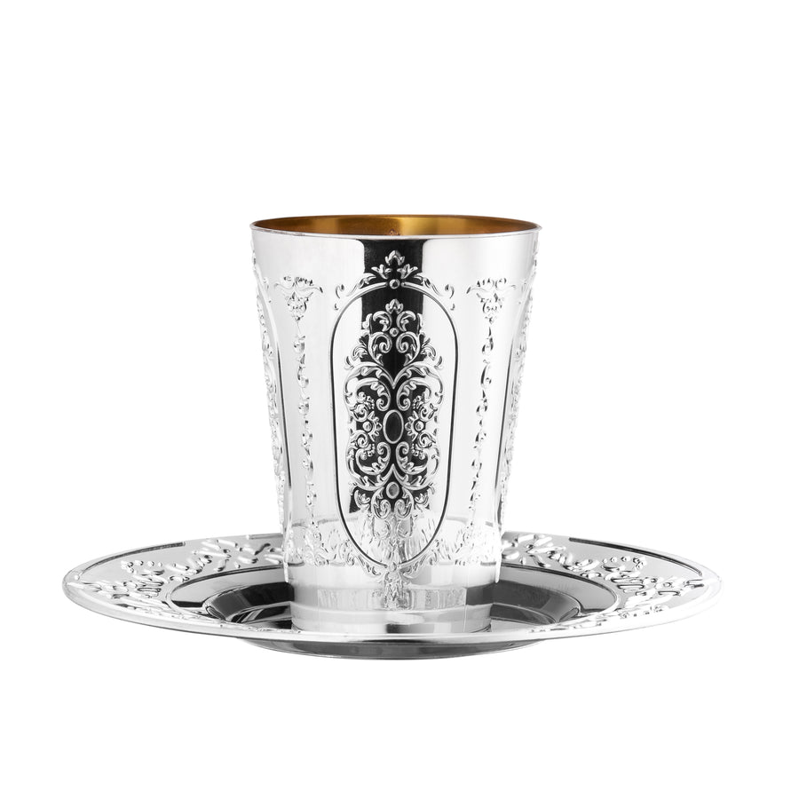 Regal 5oz Kiddush Plastic Cups with Round Trays - The Closeout Connection