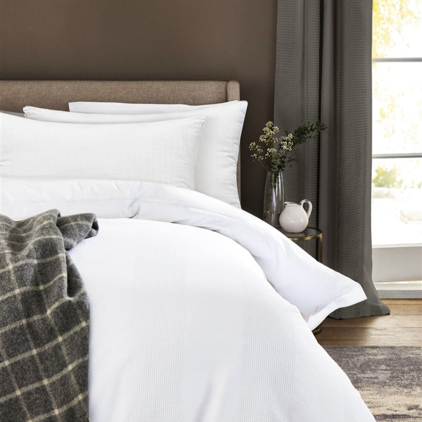 Hotel Bliss Down Like Pillow - The Closeout Connection