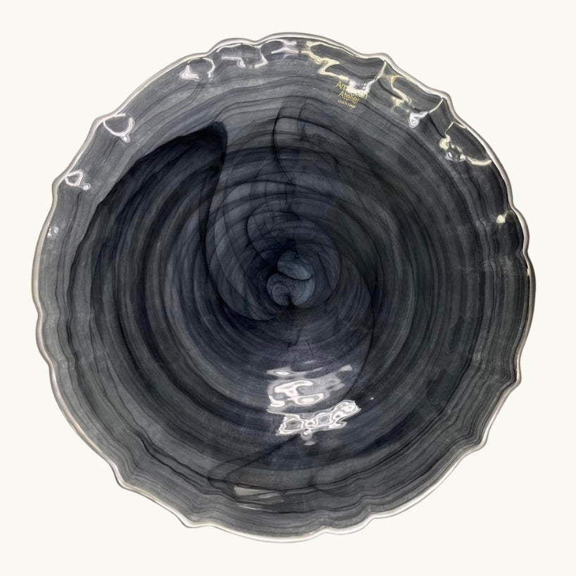 Alabaster Scallop Black w/Silver 13"
