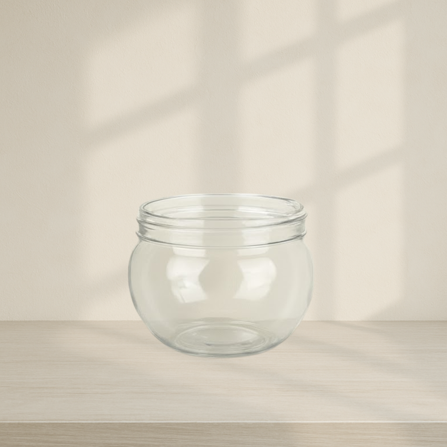 Round Mousse Cups With Lids - 6 Count