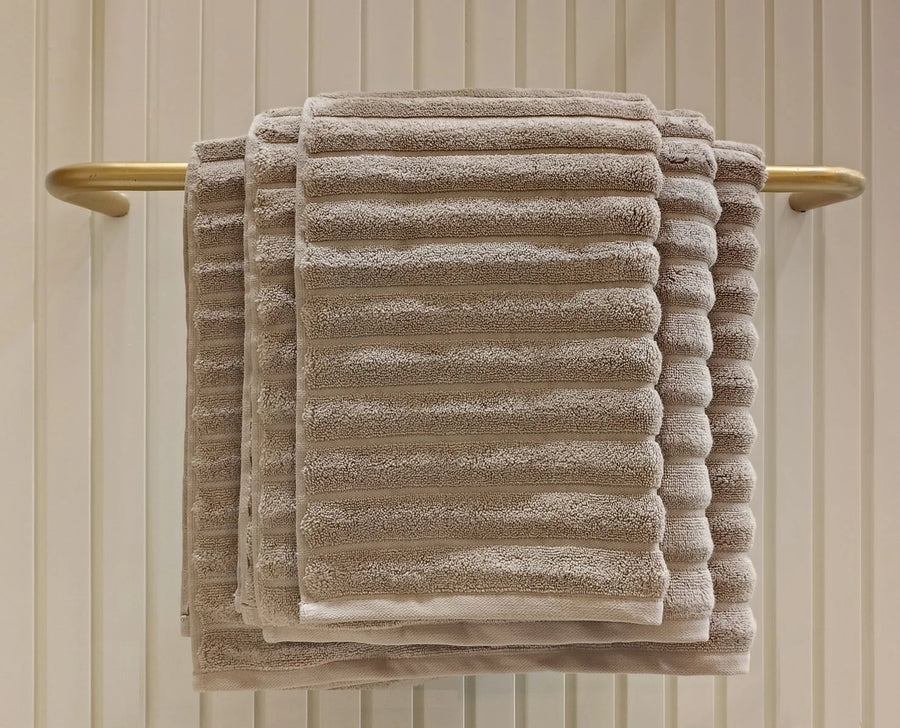 Ribbonette Bath Mat - The Closeout Connection