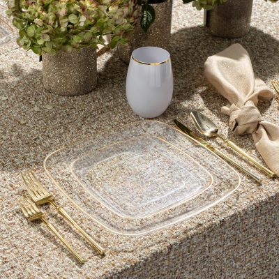 Clear/Gold Rim Square Plastic Plates