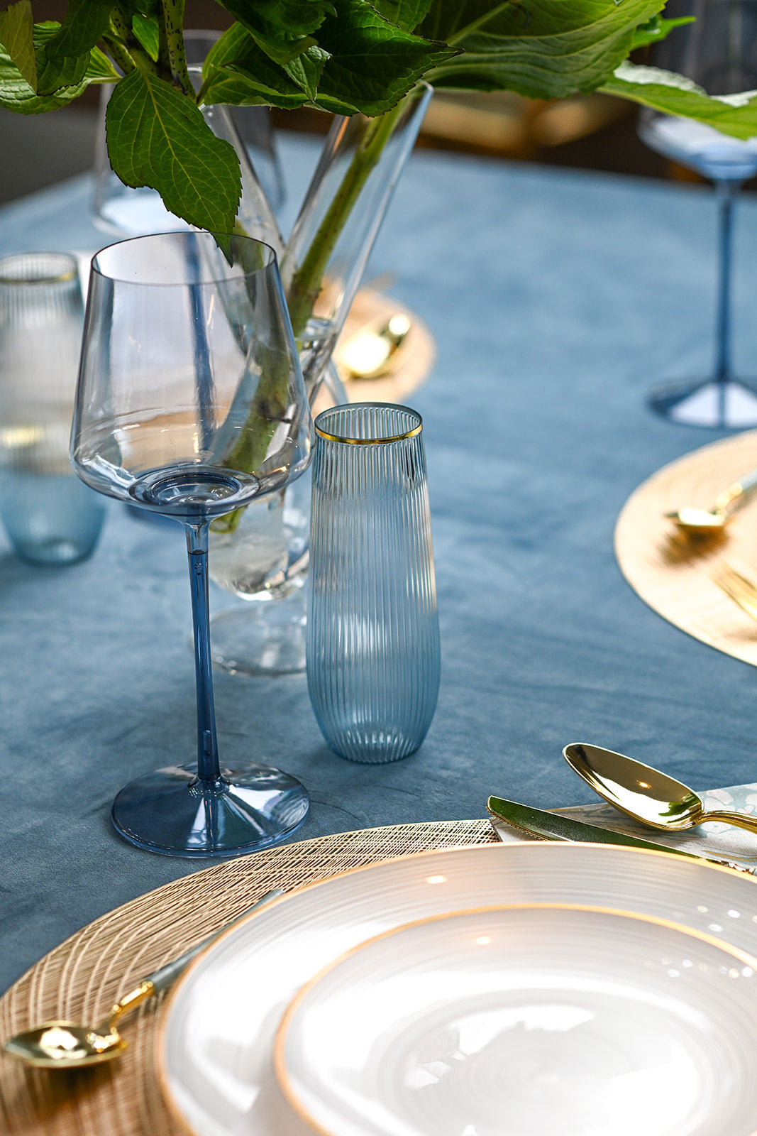 154 Piece Set - Azure Affair Scape 10 Guests