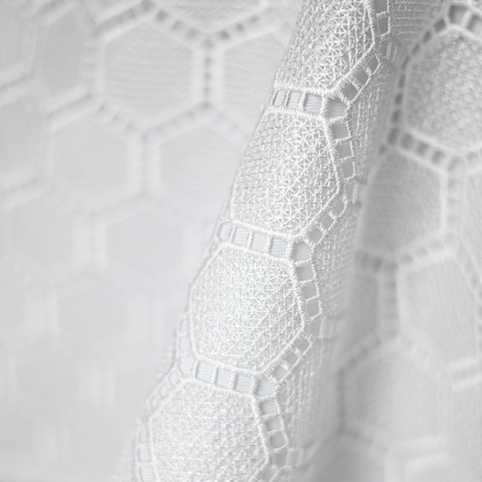 Honeycomb Lace Tablecloth