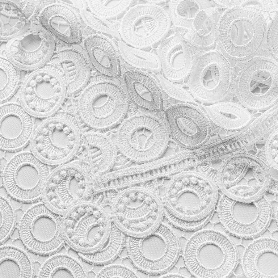 Hartsdale White Lace Tablecloth