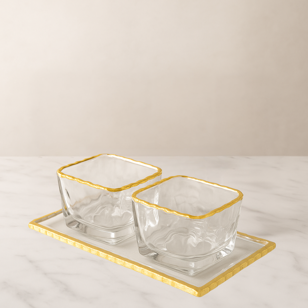 Monte Carlo Gold Rimmed Mini Sampler Cups & Trays 2oz