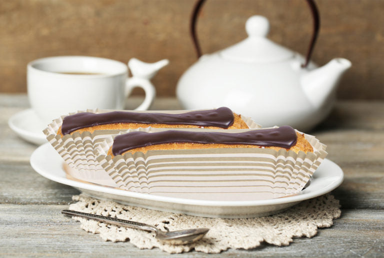 Supreme Baking Cups Oval Gold Stripe - 72 Count