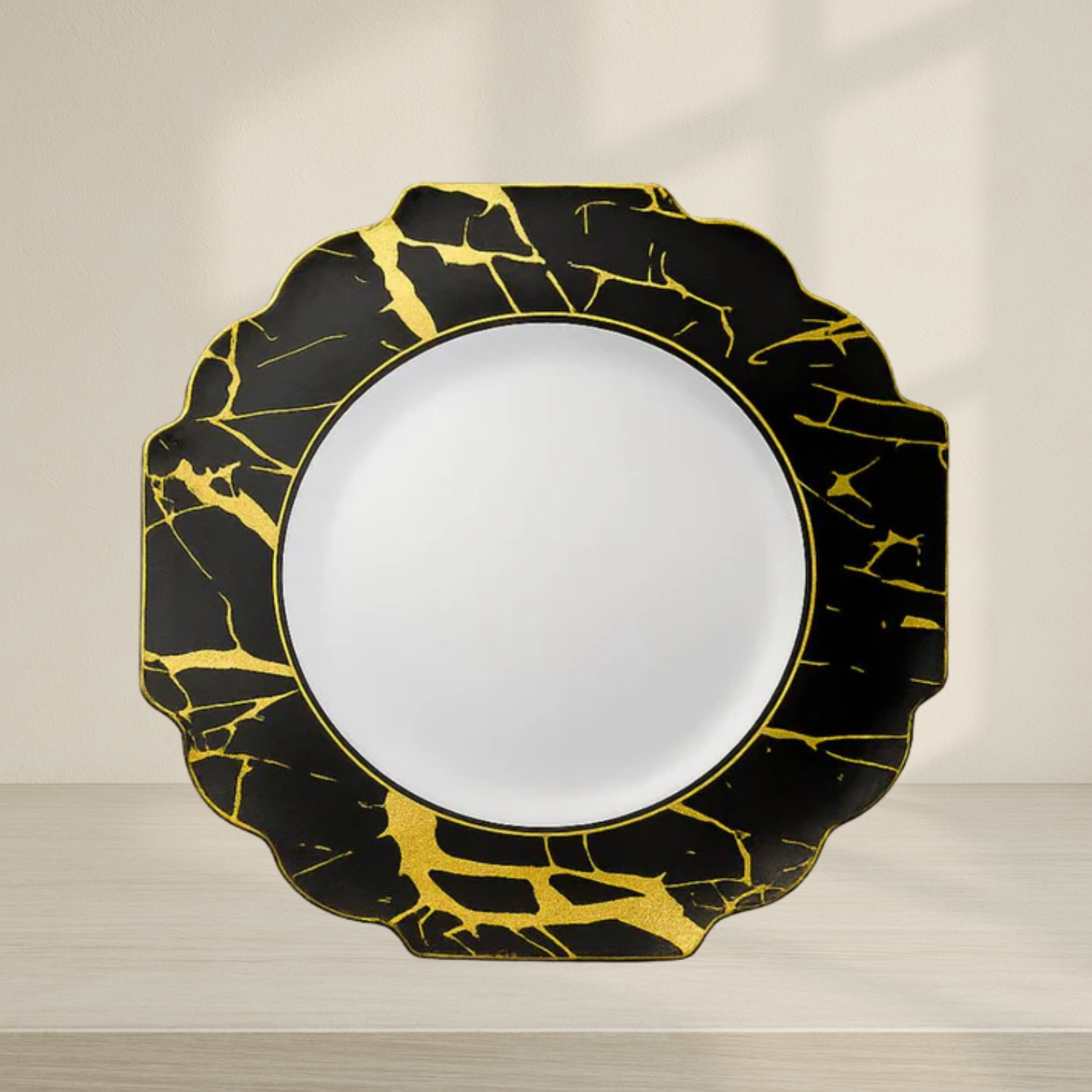Grand Collection Plastic Salad/Appetizer Plates
