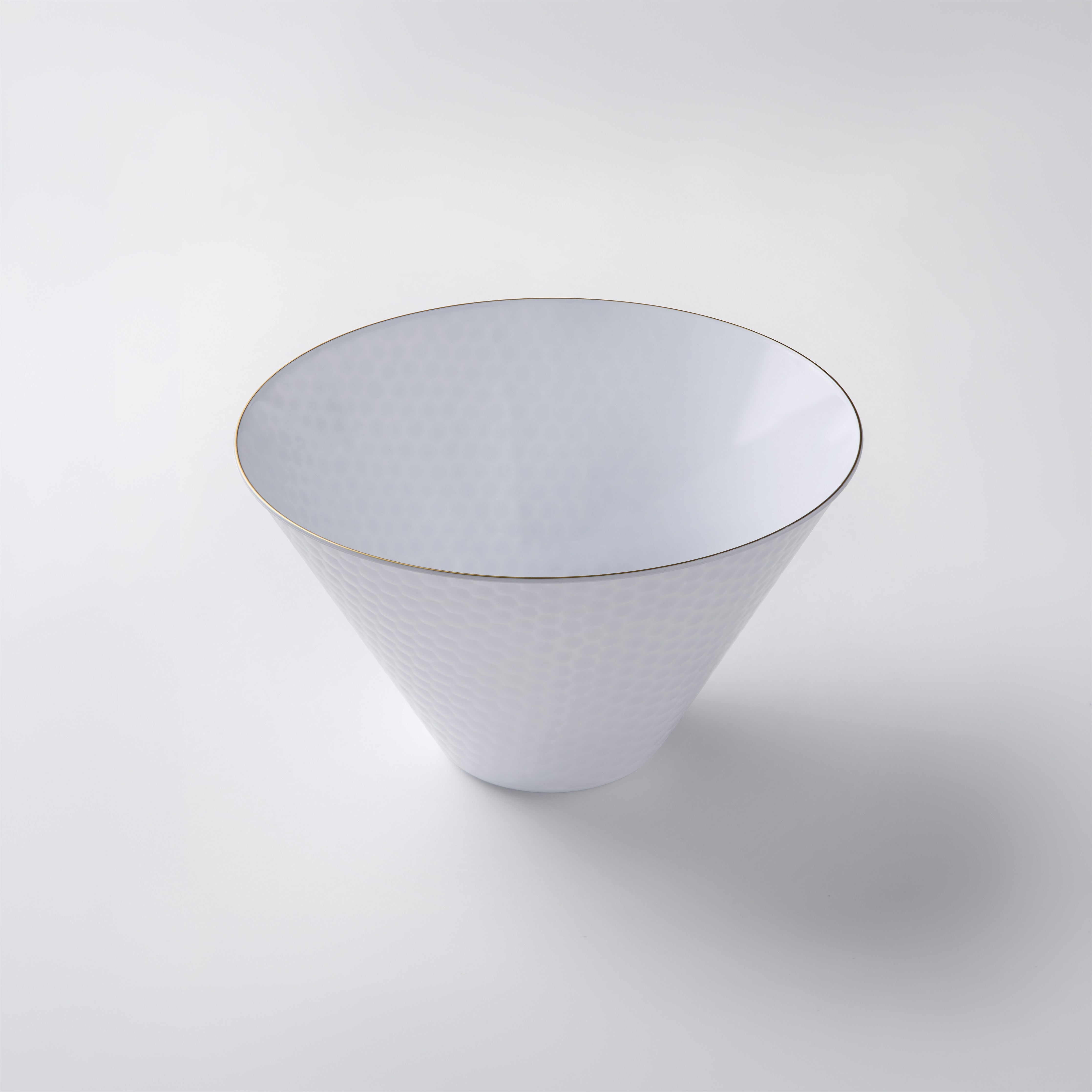 White cone salad bowl with gold rim, small #Color_White-Gold