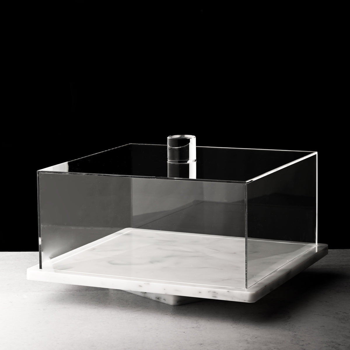 Lucite Cake Tray - The Closeout Connection