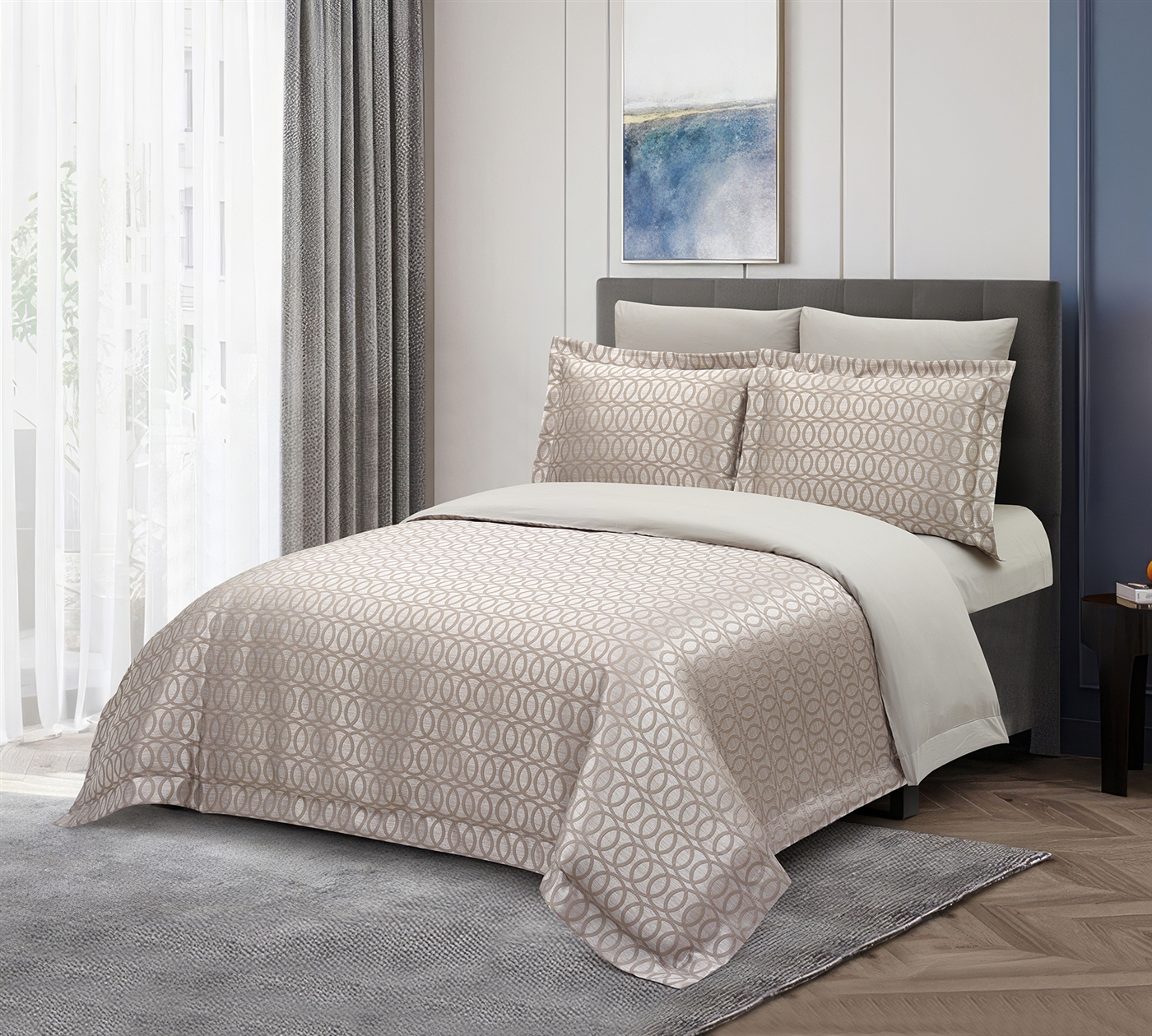 Hilton Luxury 8PC  Bedding Set in Grey -250 Thread Count