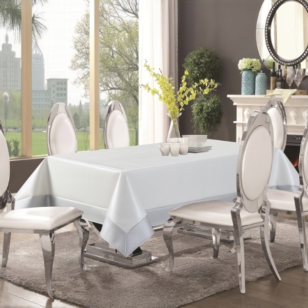 Columbia White and Silver Faux Leather Tablecloth